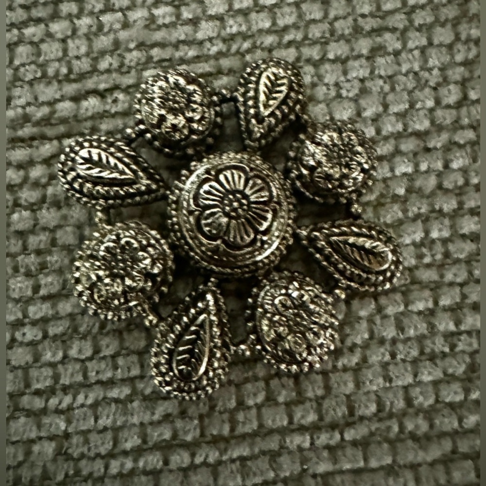 SYLVIA DAHL Signed Etruscan Style Flower Silver Tone Scarf Dress Clip